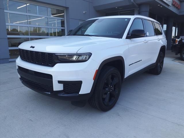 2022 Jeep Grand Cherokee L Altitude