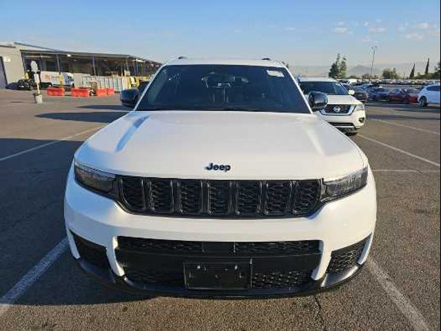 2022 Jeep Grand Cherokee L Altitude