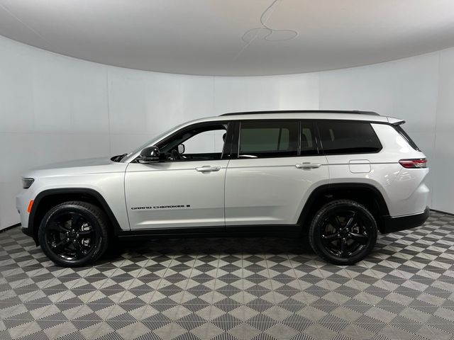 2022 Jeep Grand Cherokee L Altitude