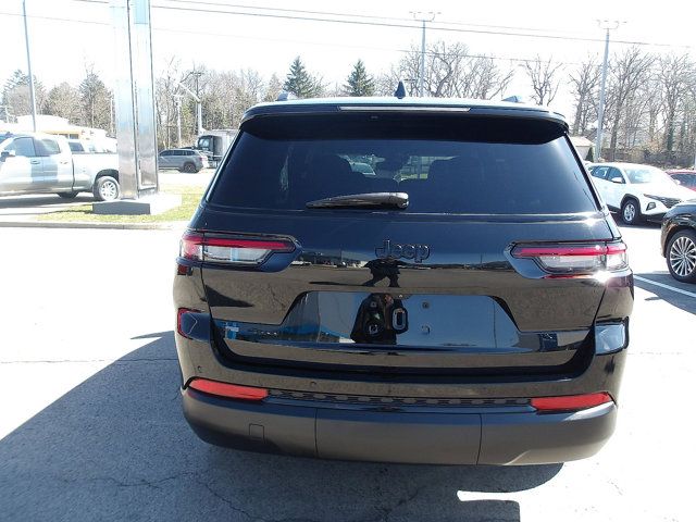 2022 Jeep Grand Cherokee L Altitude
