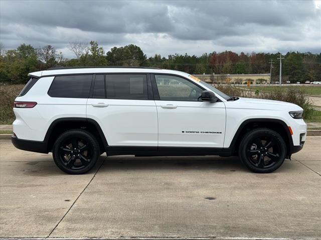 2022 Jeep Grand Cherokee L Altitude