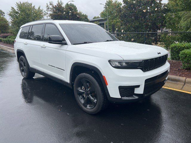 2022 Jeep Grand Cherokee L Altitude