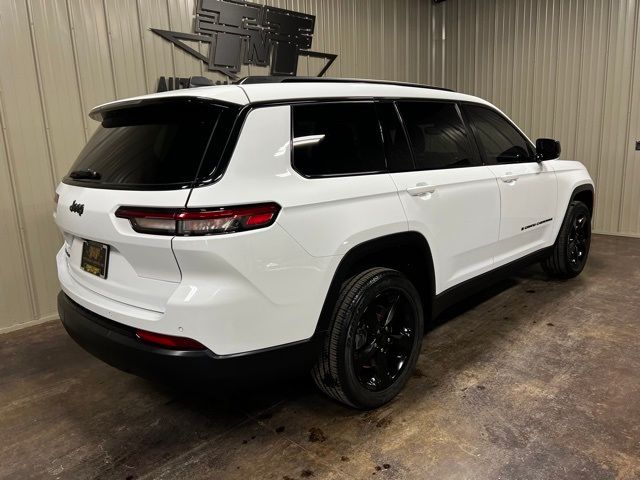 2022 Jeep Grand Cherokee L Altitude