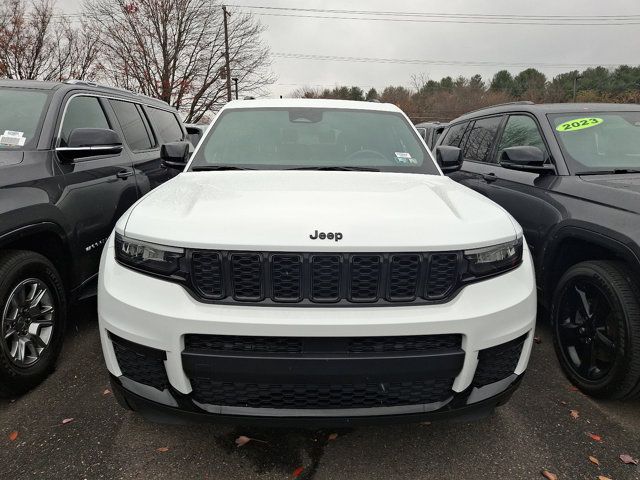 2022 Jeep Grand Cherokee L Altitude