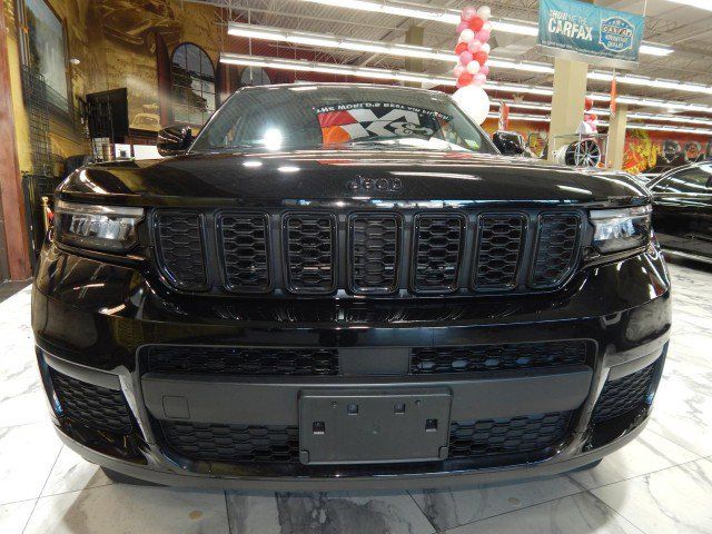 2022 Jeep Grand Cherokee L Altitude