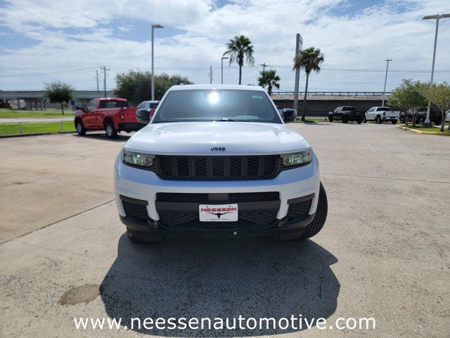 2022 Jeep Grand Cherokee L Altitude
