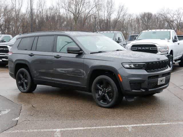 2022 Jeep Grand Cherokee L Altitude