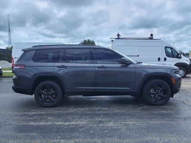 2022 Jeep Grand Cherokee L Altitude