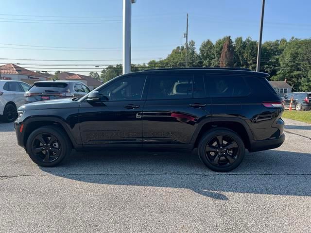 2022 Jeep Grand Cherokee L Altitude