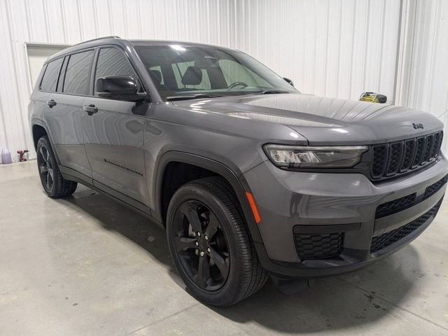 2022 Jeep Grand Cherokee L Altitude