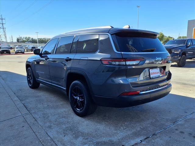 2022 Jeep Grand Cherokee L Laredo