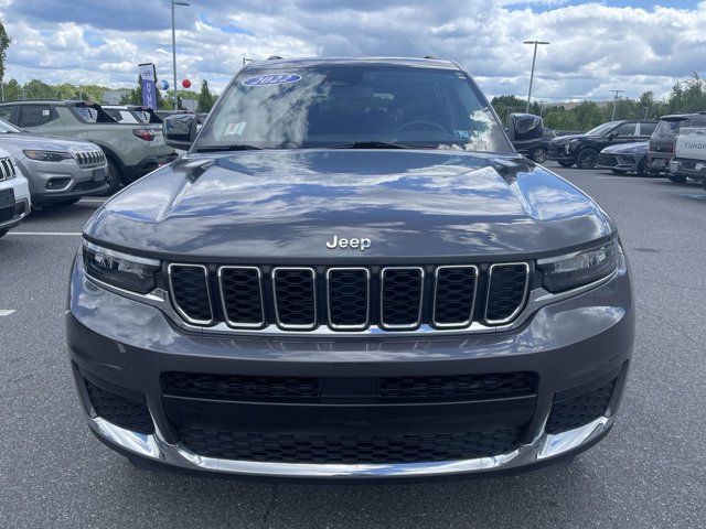 2022 Jeep Grand Cherokee L Laredo