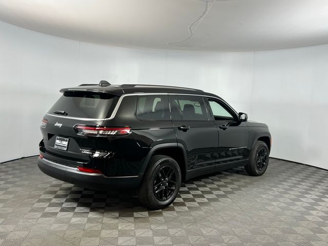 2022 Jeep Grand Cherokee L Laredo