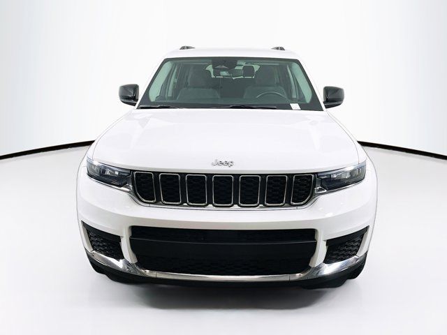 2022 Jeep Grand Cherokee L Laredo