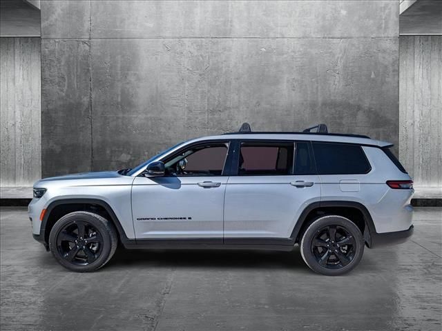 2022 Jeep Grand Cherokee L Altitude