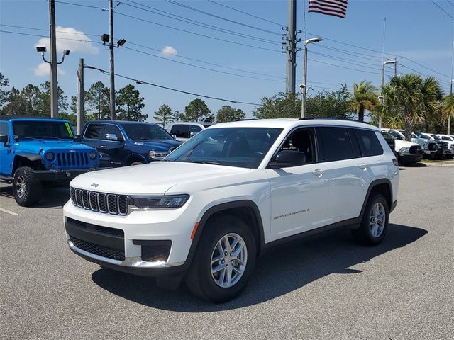 2022 Jeep Grand Cherokee L Laredo