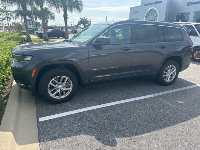 2022 Jeep Grand Cherokee L Laredo