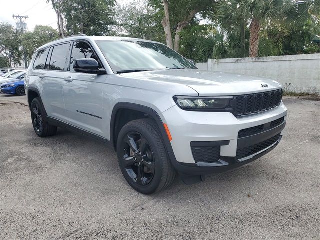 2022 Jeep Grand Cherokee L Altitude