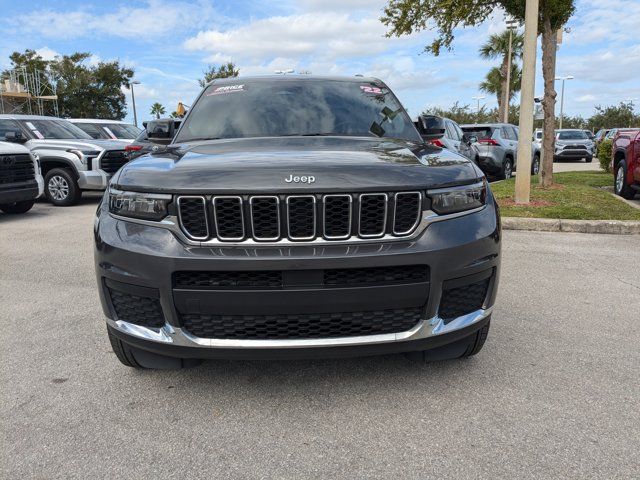 2022 Jeep Grand Cherokee L Laredo