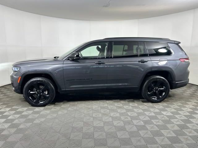 2022 Jeep Grand Cherokee L Altitude