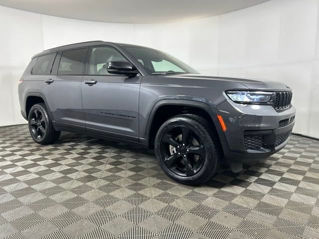 2022 Jeep Grand Cherokee L Altitude