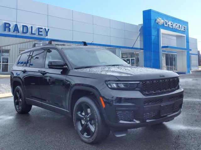 2022 Jeep Grand Cherokee L Altitude