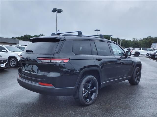 2022 Jeep Grand Cherokee L Altitude