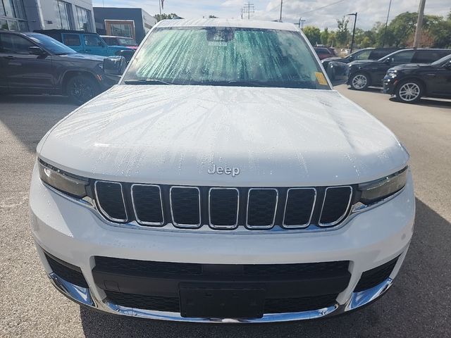 2022 Jeep Grand Cherokee L Laredo