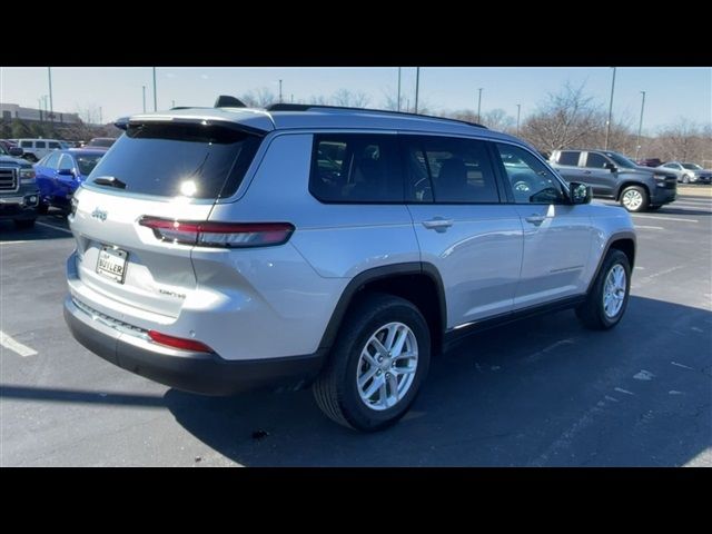 2022 Jeep Grand Cherokee L Laredo