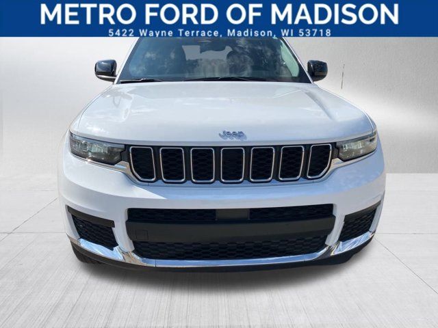 2022 Jeep Grand Cherokee L Laredo