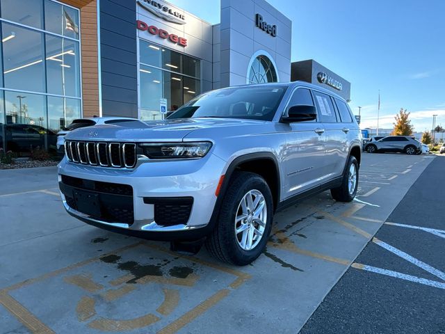 2022 Jeep Grand Cherokee L Laredo