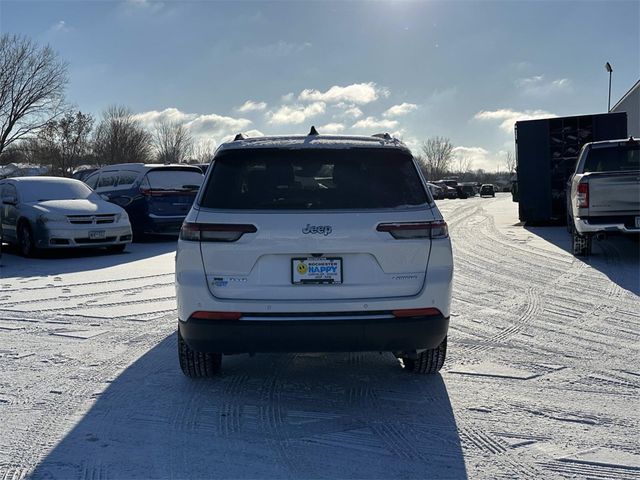 2022 Jeep Grand Cherokee L Laredo