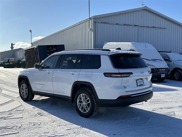 2022 Jeep Grand Cherokee L Laredo