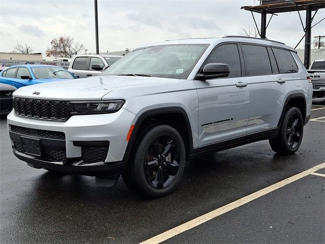 2022 Jeep Grand Cherokee L Altitude