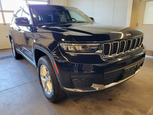 2022 Jeep Grand Cherokee L Laredo