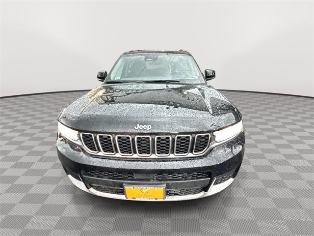 2022 Jeep Grand Cherokee L Laredo