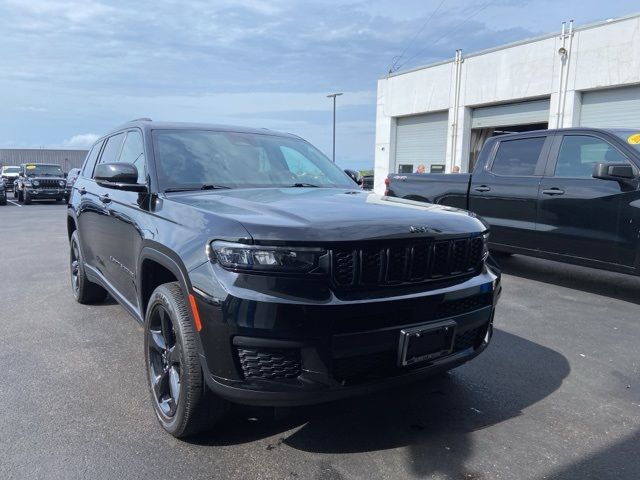 2022 Jeep Grand Cherokee L Altitude