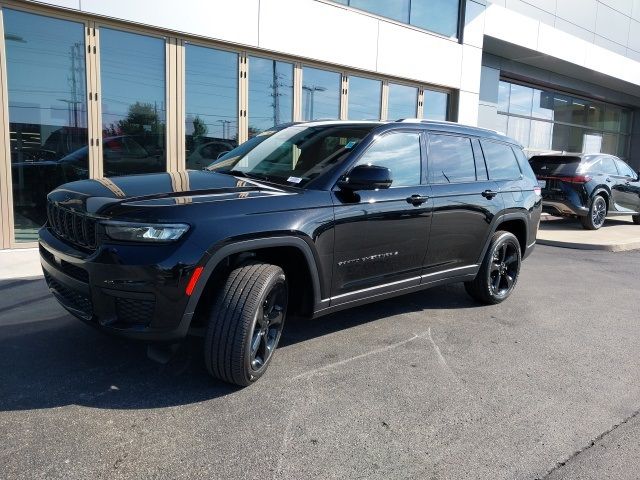 2022 Jeep Grand Cherokee L Altitude