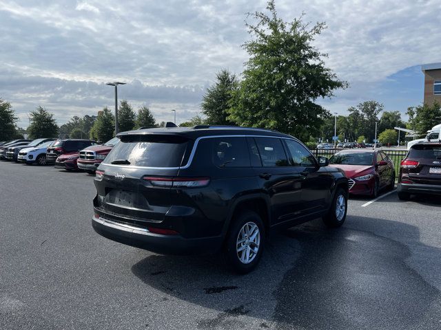 2022 Jeep Grand Cherokee L Laredo