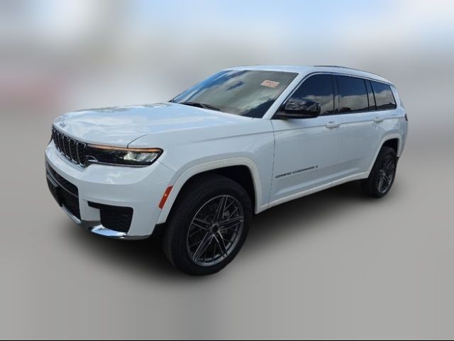 2022 Jeep Grand Cherokee L Laredo