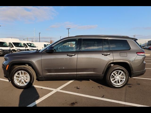 2022 Jeep Grand Cherokee L Laredo