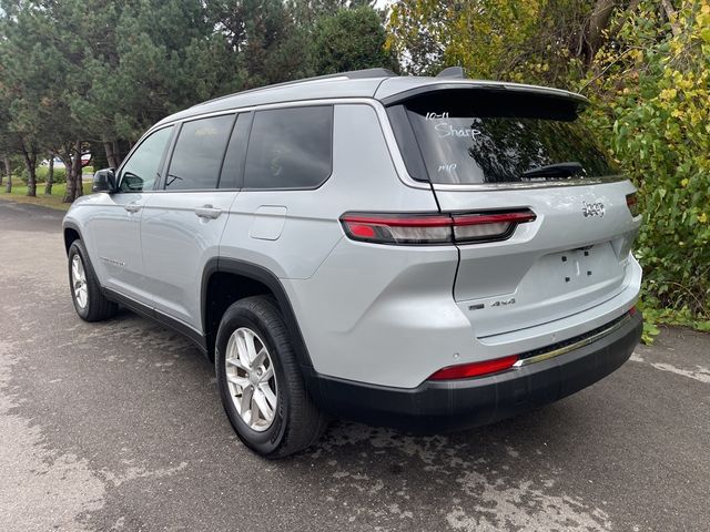 2022 Jeep Grand Cherokee L Laredo