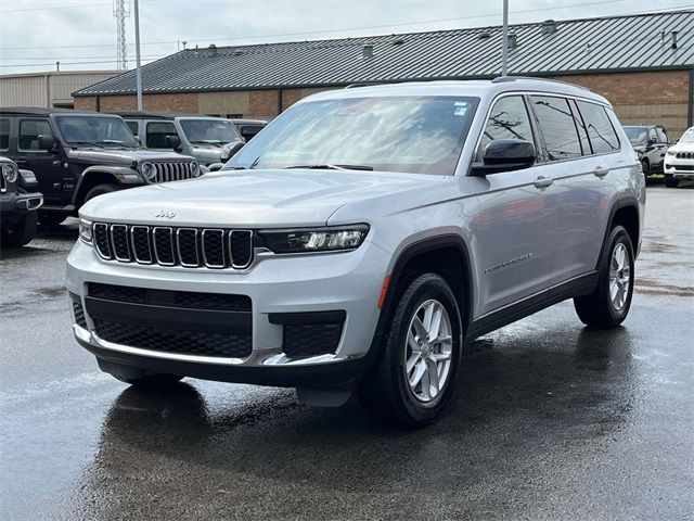 2022 Jeep Grand Cherokee L Laredo