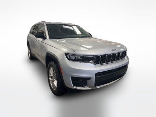 2022 Jeep Grand Cherokee L Laredo