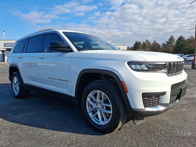 2022 Jeep Grand Cherokee L Laredo