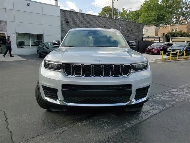 2022 Jeep Grand Cherokee L Laredo