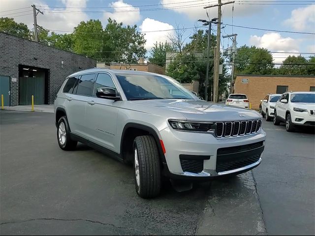 2022 Jeep Grand Cherokee L Laredo