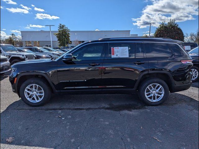 2022 Jeep Grand Cherokee L Laredo