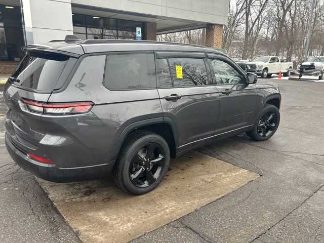 2022 Jeep Grand Cherokee L Altitude