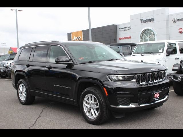 2022 Jeep Grand Cherokee L Laredo